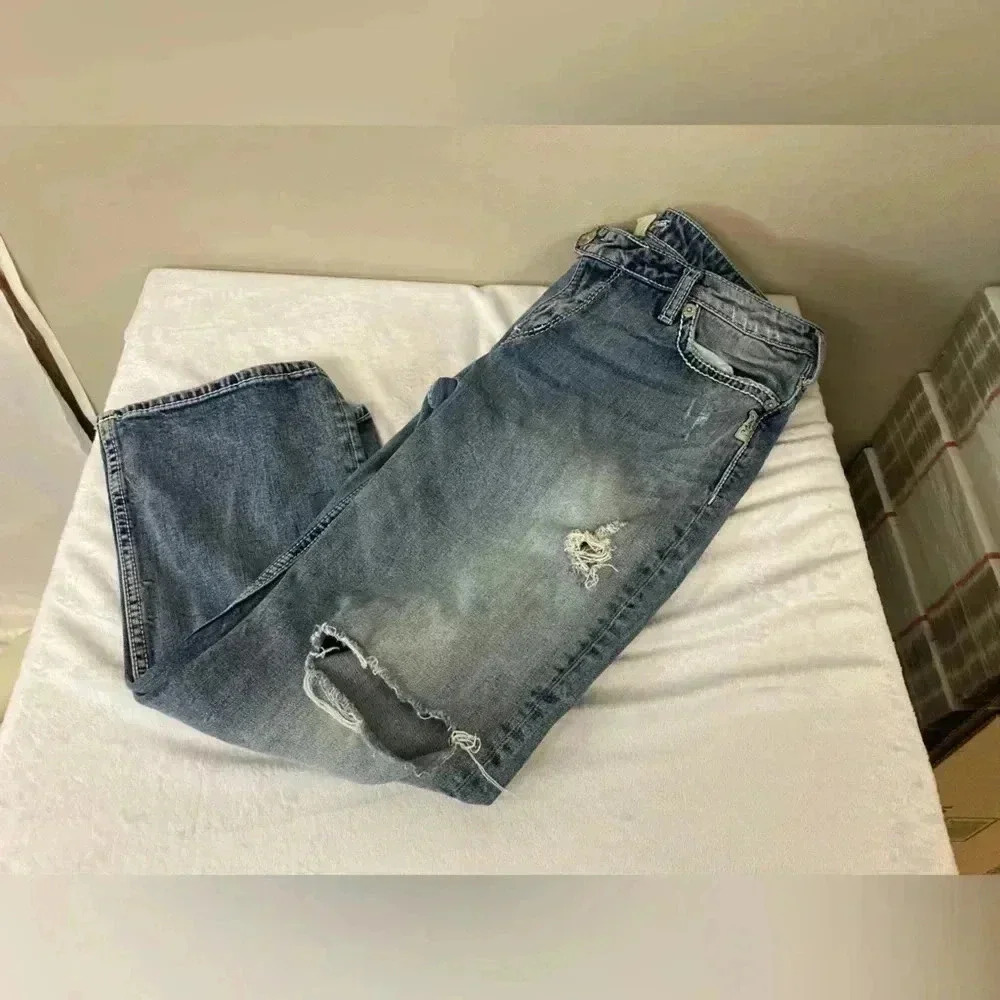 Silver jeans‎ capris
